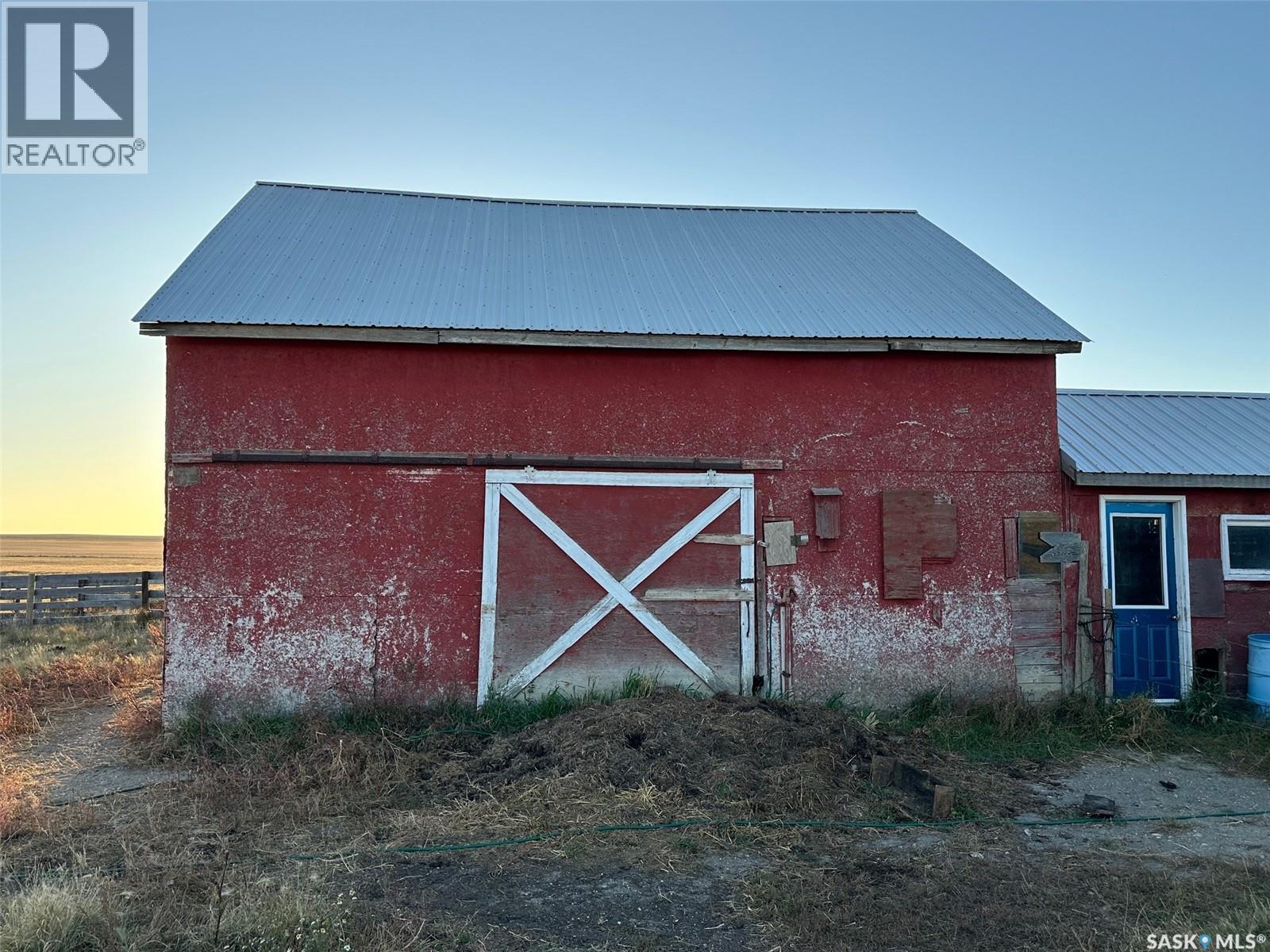 Coronach Acreage, Hart Butte Rm No. 11, Saskatchewan  S0H 0Z0 - Photo 29 - SK019526