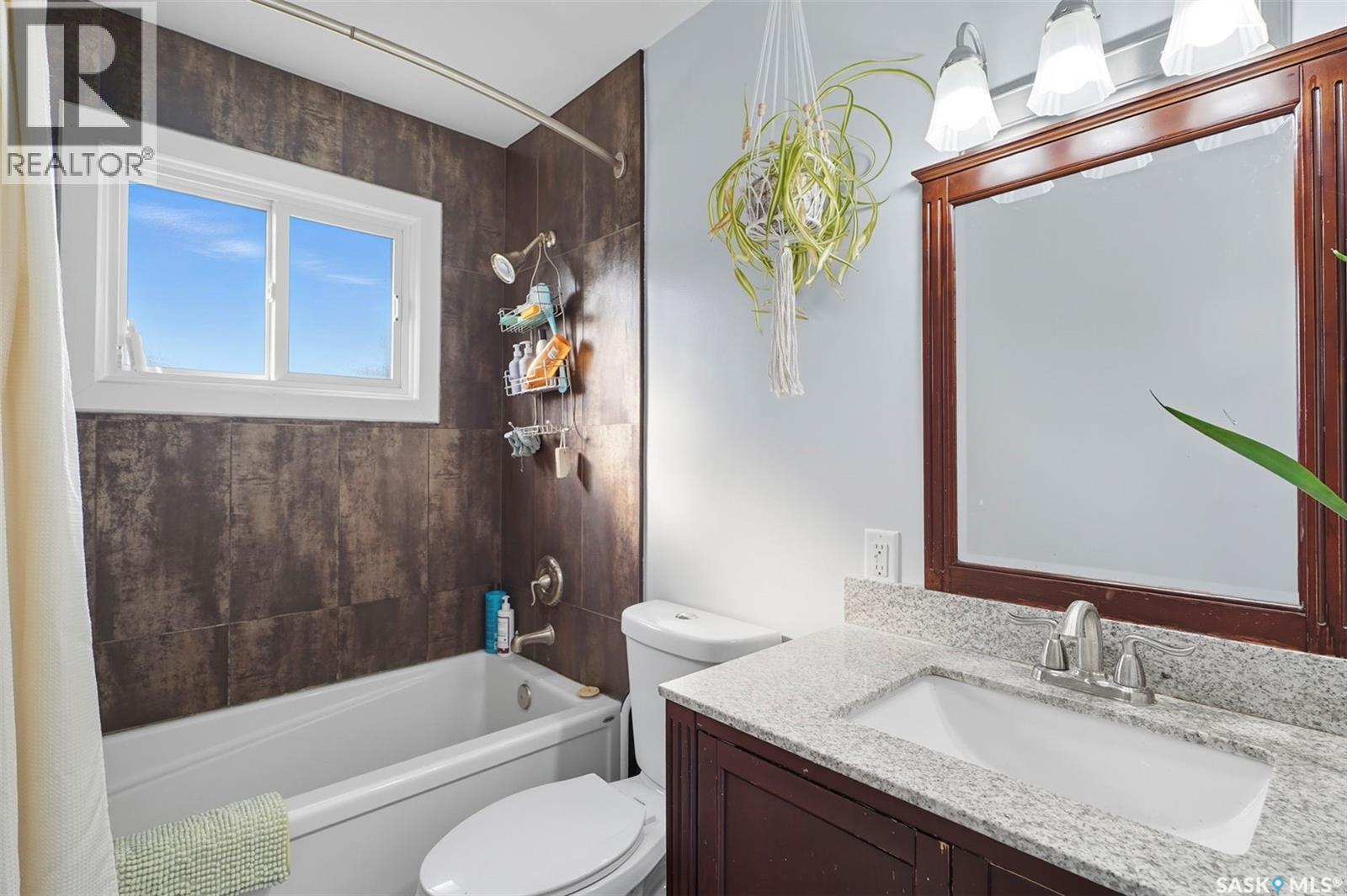 1710 Preston Avenue S, Saskatoon, Saskatchewan  S7H 2V8 - Photo 15 - SK019506