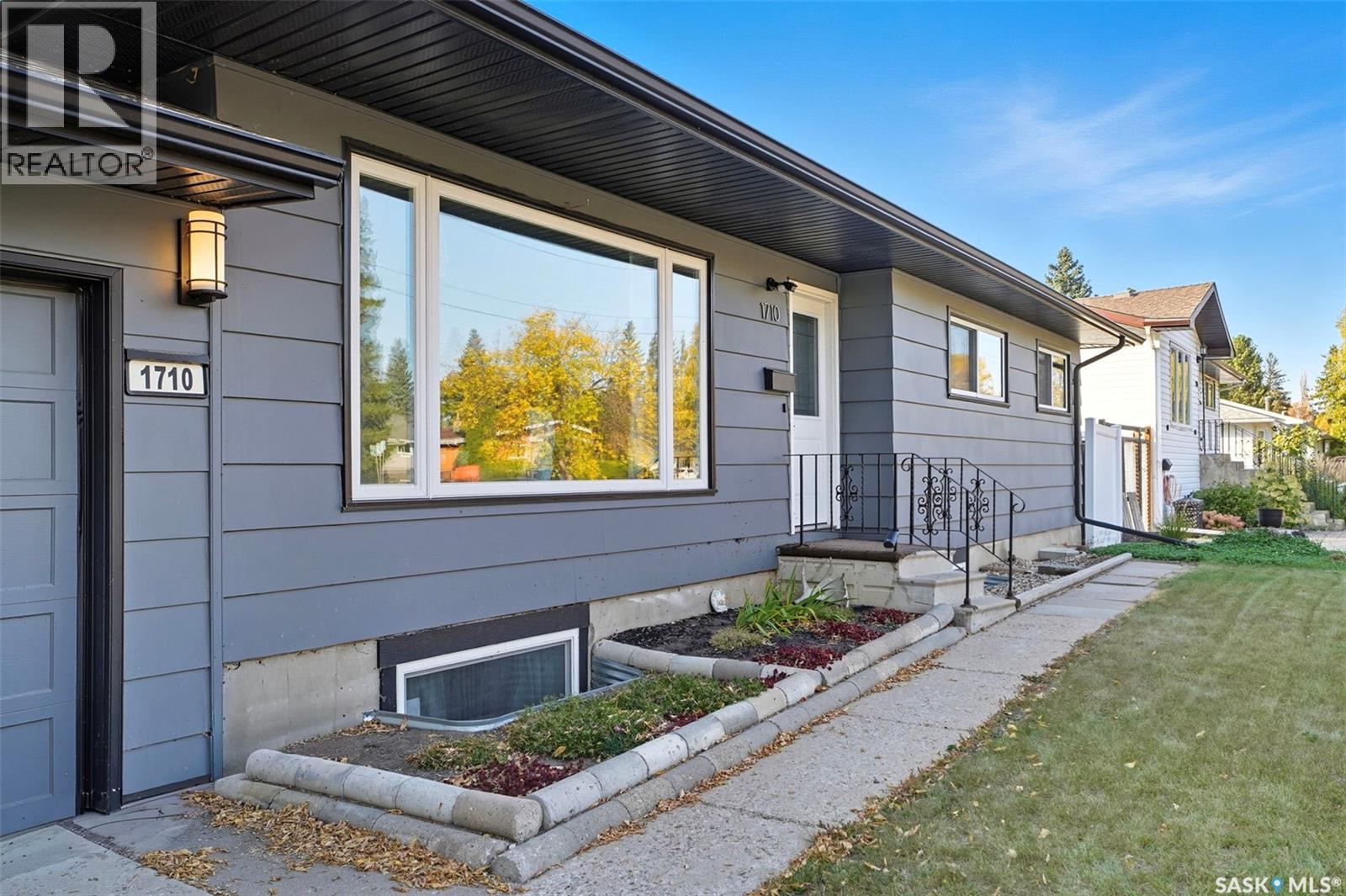 1710 Preston Avenue S, Saskatoon, Saskatchewan  S7H 2V8 - Photo 3 - SK019506