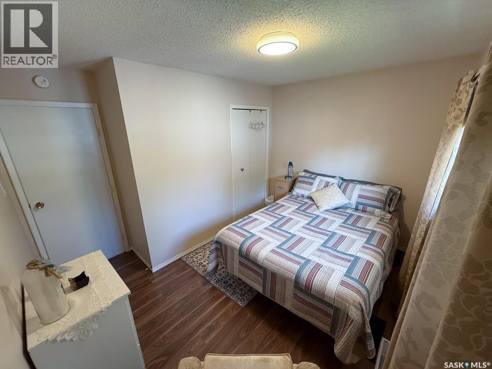 568 Poplar Crescent, Shaunavon, Saskatchewan  S0N 2M0 - Photo 27 - SK019399