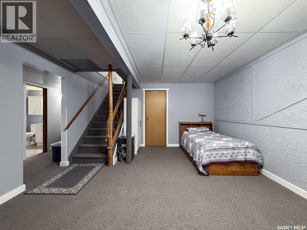568 Poplar Crescent, Shaunavon, Saskatchewan  S0N 2M0 - Photo 31 - SK019399