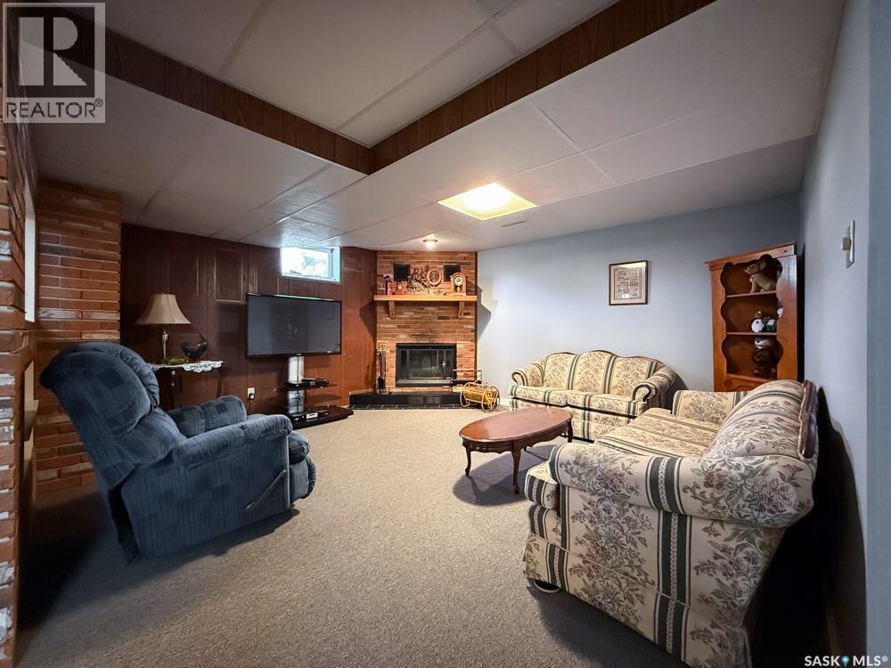 568 Poplar Crescent, Shaunavon, Saskatchewan  S0N 2M0 - Photo 40 - SK019399
