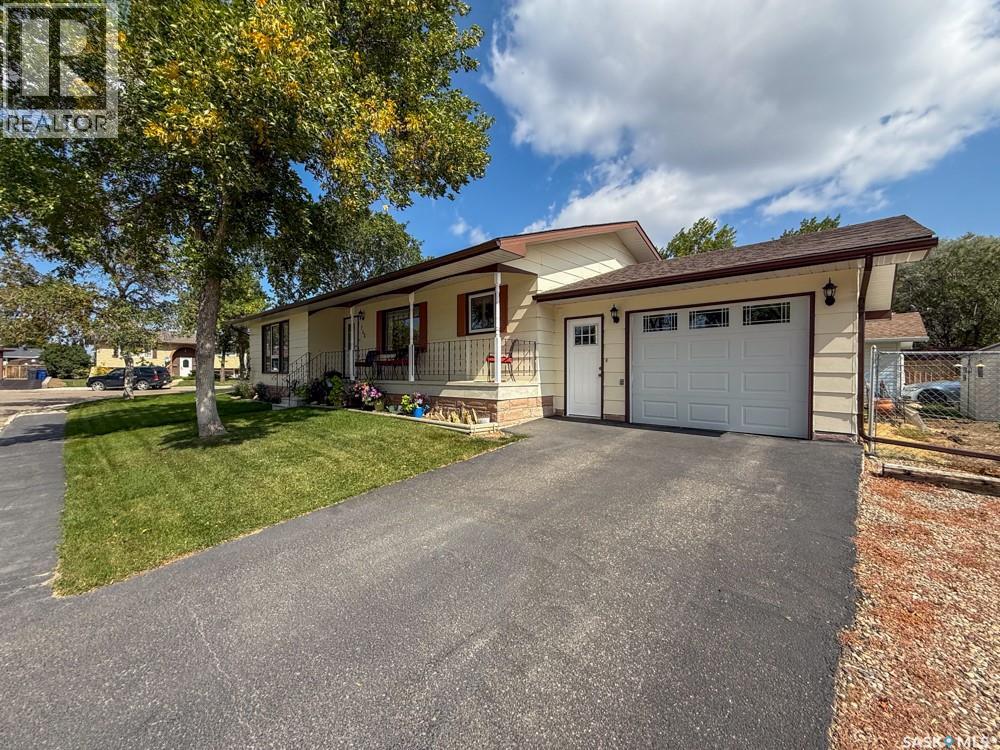 568 Poplar Crescent, Shaunavon, Saskatchewan  S0N 2M0 - Photo 49 - SK019399