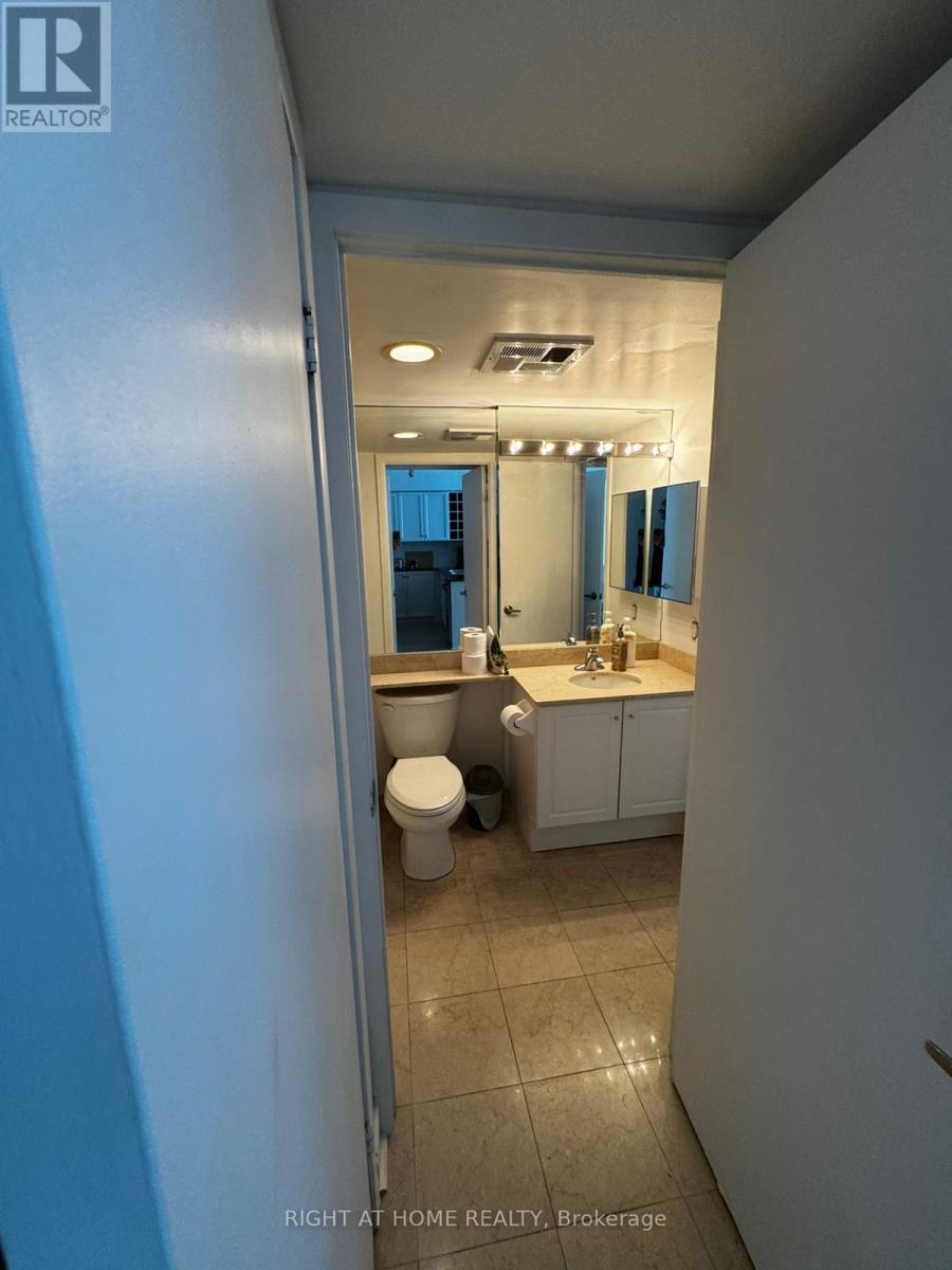 3605 - 210 Victoria Street, Toronto, Ontario  M5B 2R3 - Photo 5 - C12430471