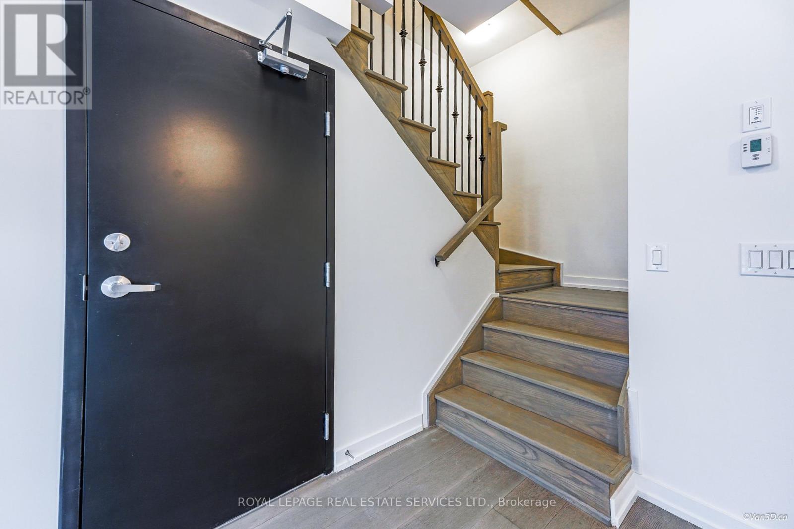 6 - 861 Sheppard Avenue W, Toronto, Ontario  M3H 0E9 - Photo 15 - C12430493