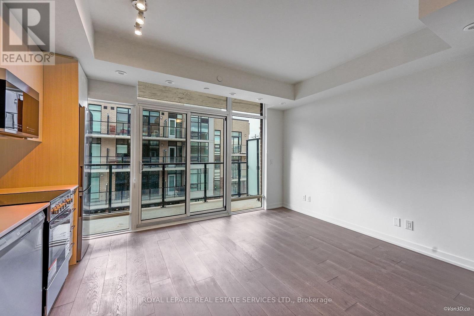 6 - 861 Sheppard Avenue W, Toronto, Ontario  M3H 0E9 - Photo 5 - C12430493