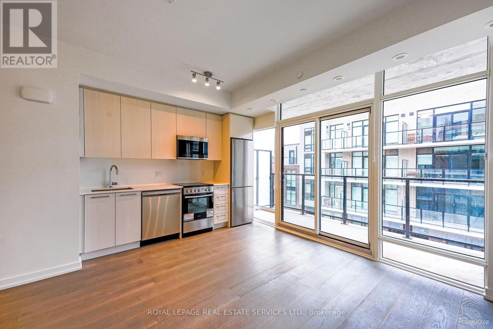 6 - 861 Sheppard Avenue W, Toronto, Ontario  M3H 0E9 - Photo 6 - C12430493