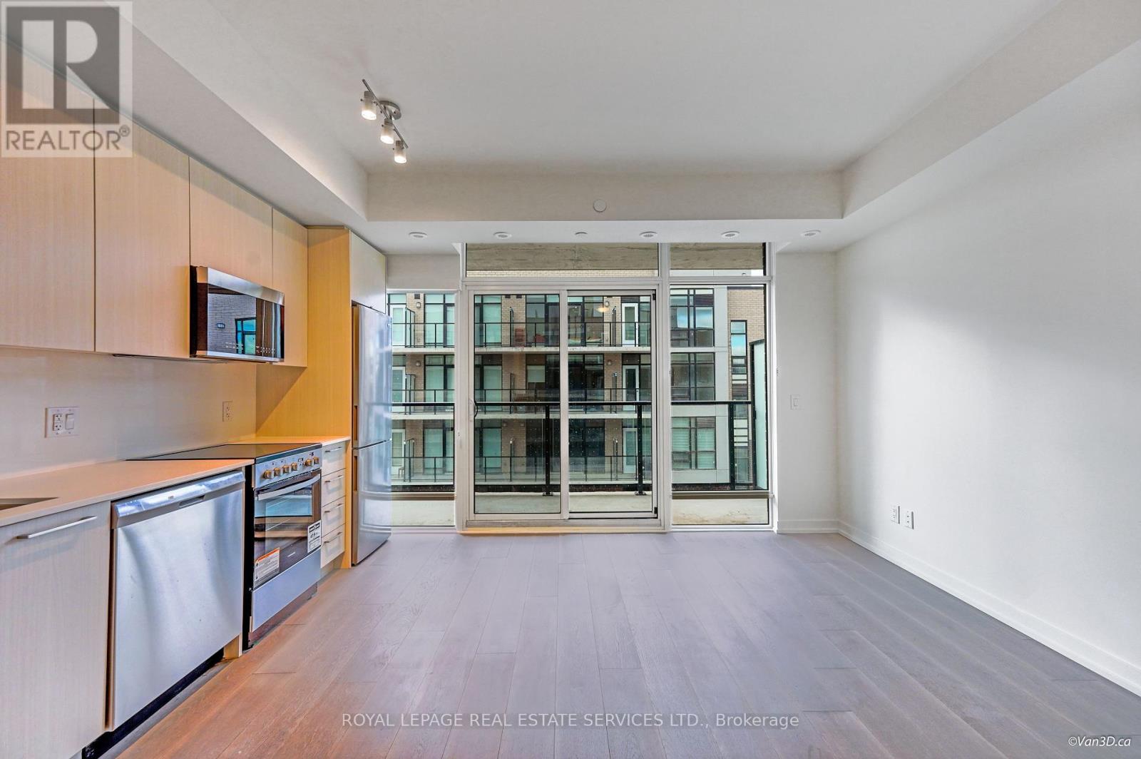 6 - 861 Sheppard Avenue W, Toronto, Ontario  M3H 0E9 - Photo 7 - C12430493