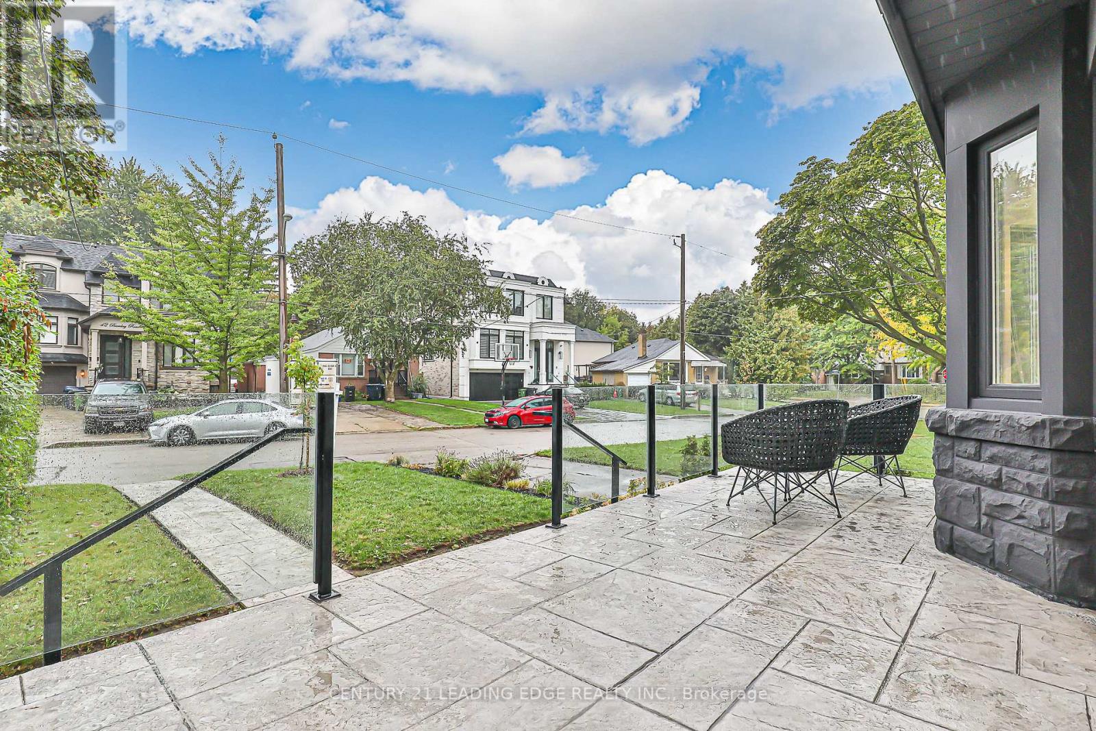43 Barclay Road, Toronto, Ontario  M3H 3E2 - Photo 4 - C12430497