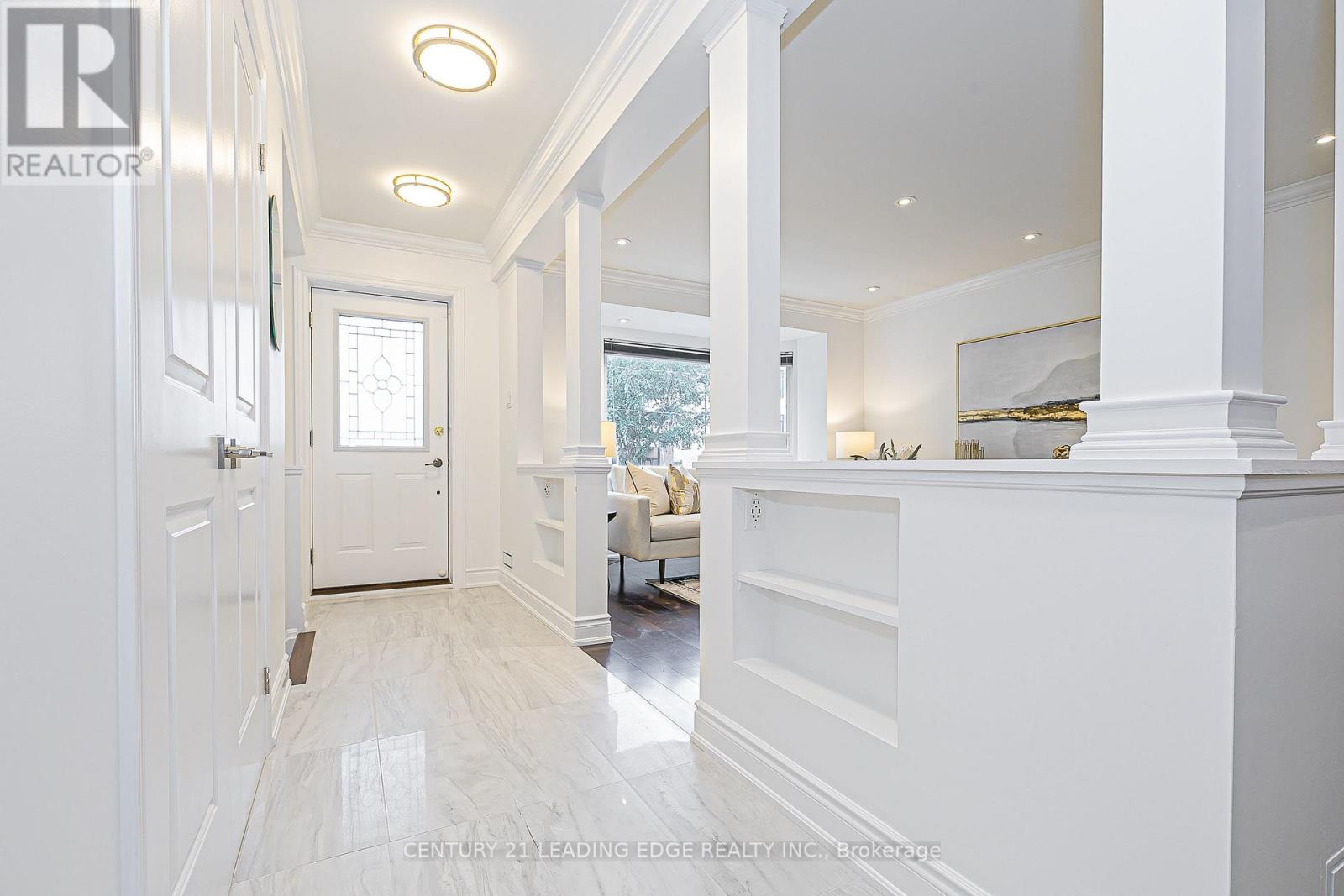 43 Barclay Road, Toronto, Ontario  M3H 3E2 - Photo 6 - C12430497
