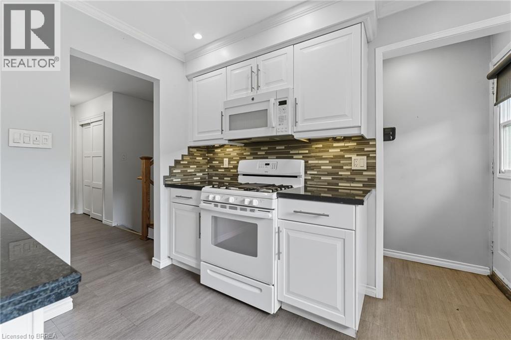 15 Brier Park Road, Brantford, Ontario  N3R 3P8 - Photo 10 - 40774058