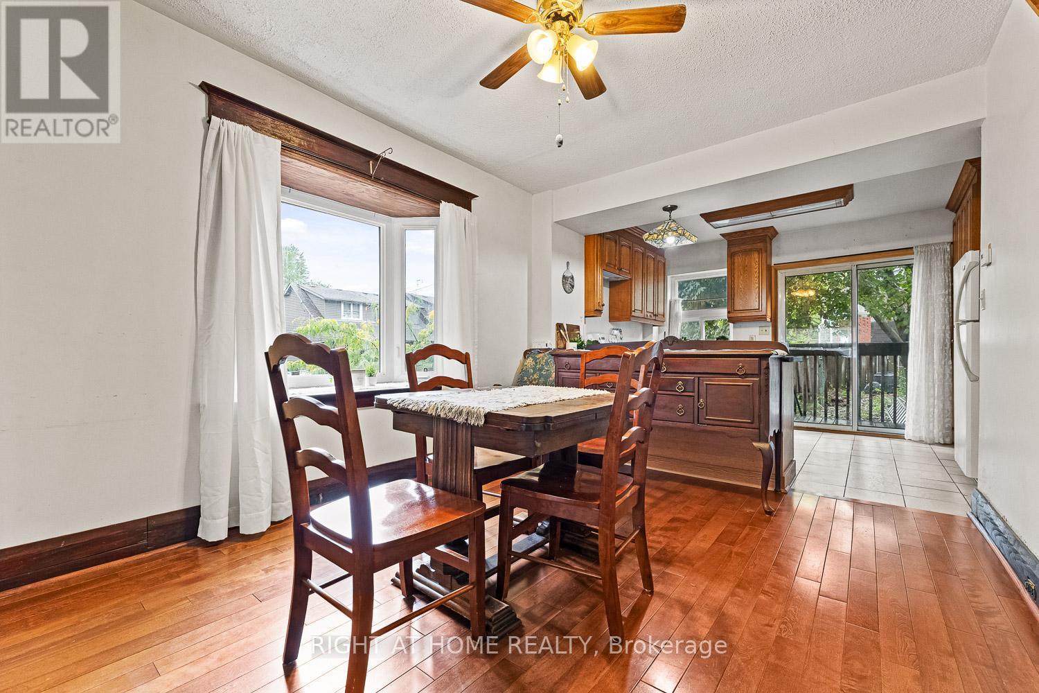 2062 Gerrard Street E, Toronto, Ontario  M4E 2B5 - Photo 7 - E12430499