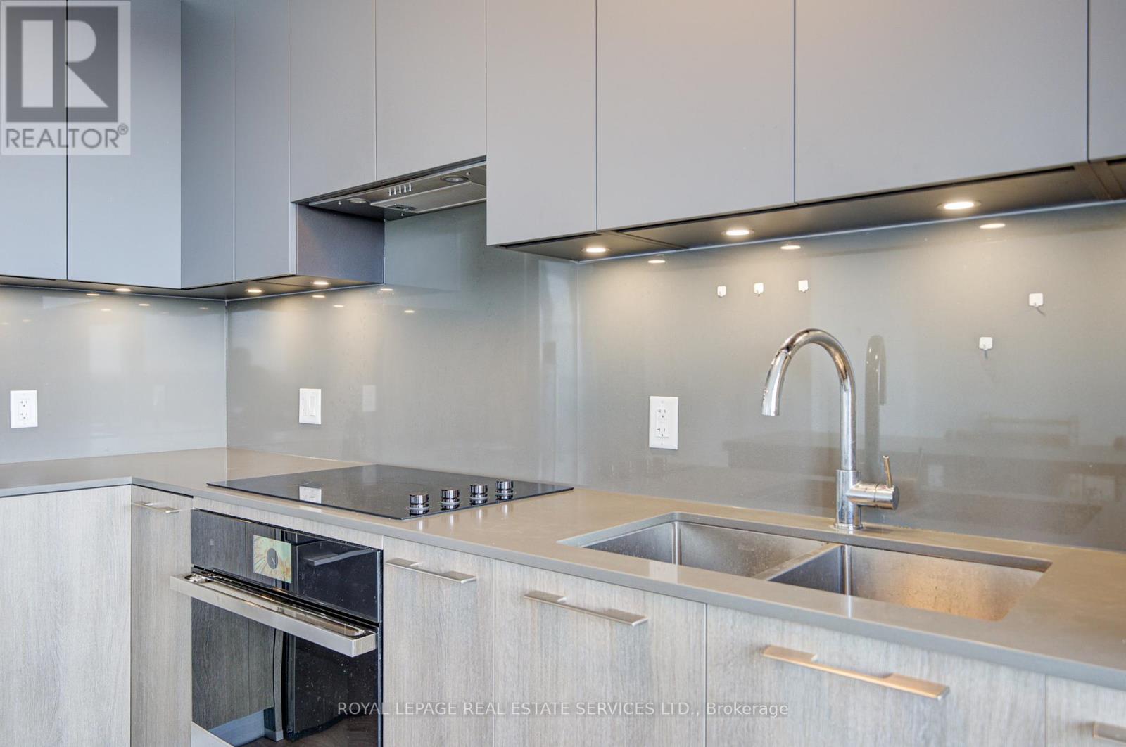 2005 - 38 Water Walk, Markham, Ontario  L3R 6M8 - Photo 21 - N12398681