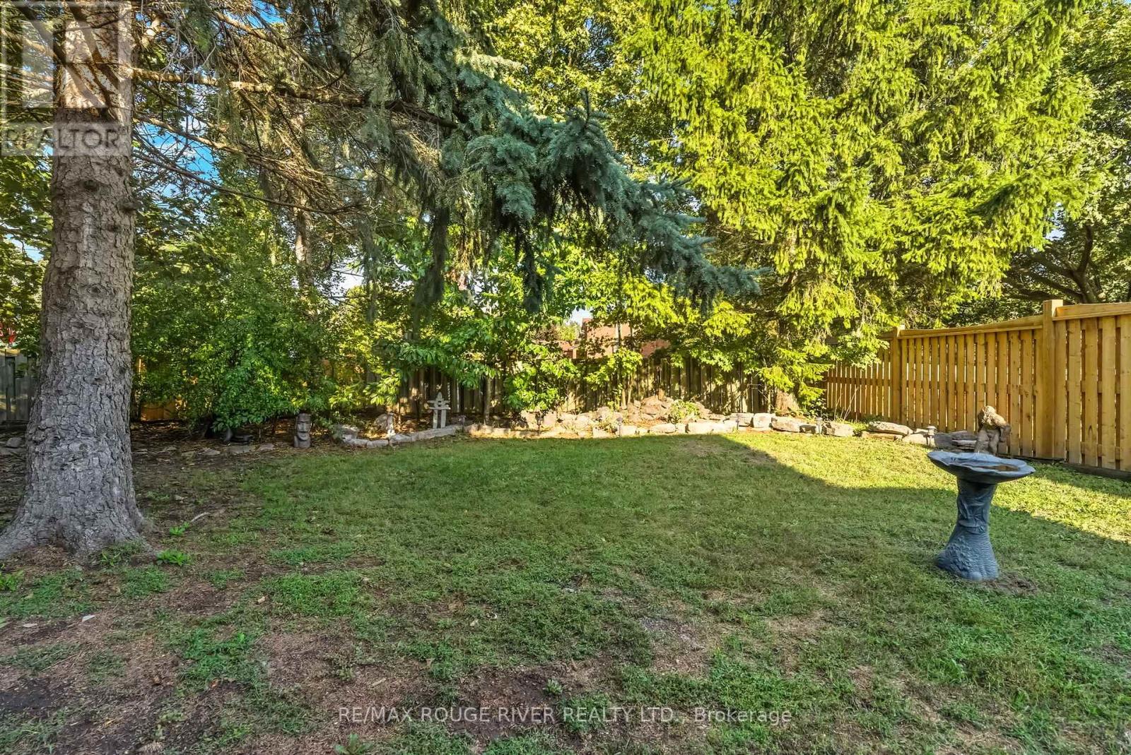 1 Broughton Court, Whitby, Ontario  L1N 6Y8 - Photo 37 - E12430540