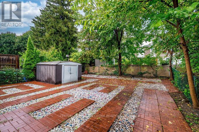 453 Ginger Downs, Mississauga, Ontario  L5A 3A8 - Photo 48 - W12430467