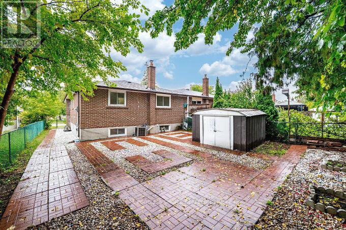453 Ginger Downs, Mississauga, Ontario  L5A 3A8 - Photo 49 - W12430467