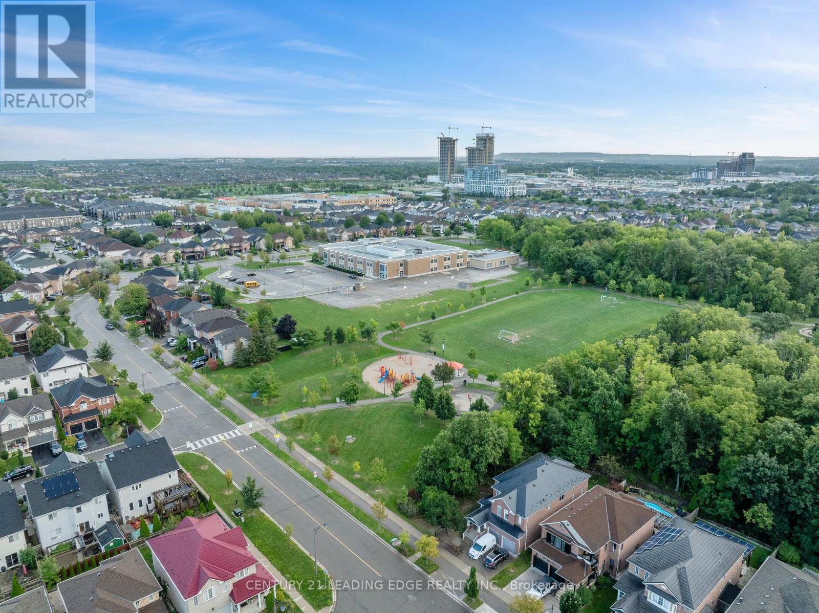 1339 Brandon Terrace, Milton, Ontario  L9T 7R4 - Photo 40 - W12430483