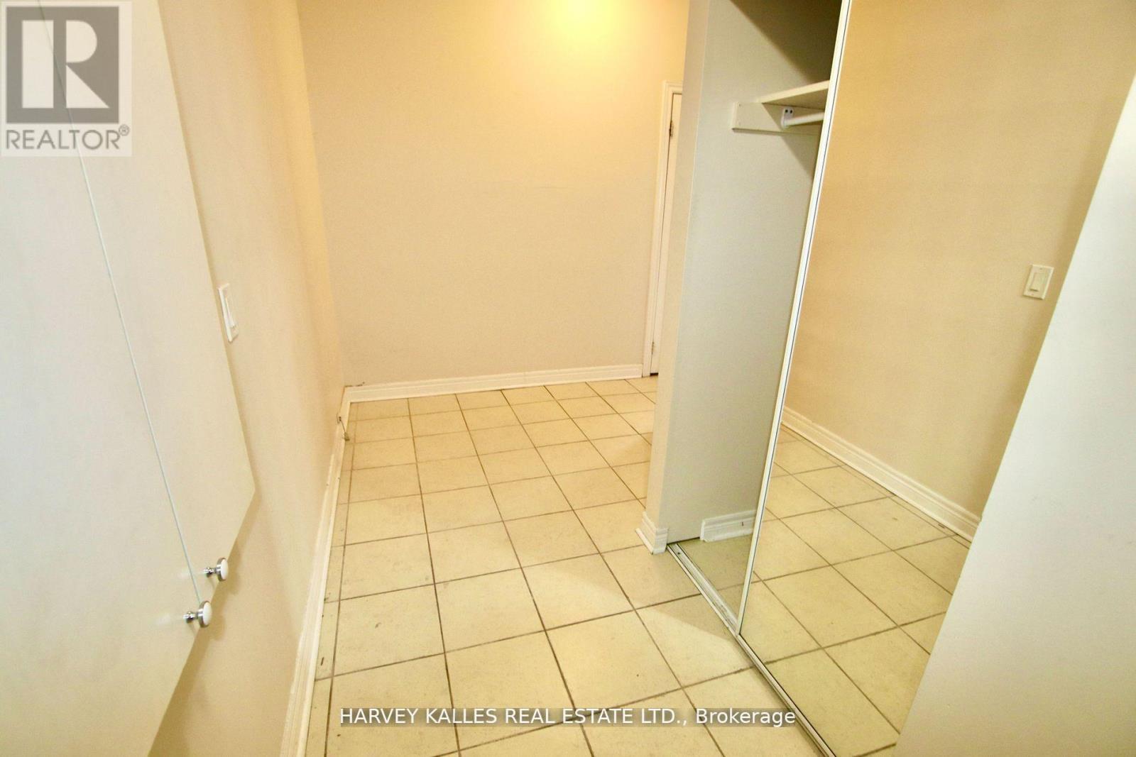 5 - 775 Ossington Avenue, Toronto, Ontario  M6G 3T8 - Photo 6 - W12430502