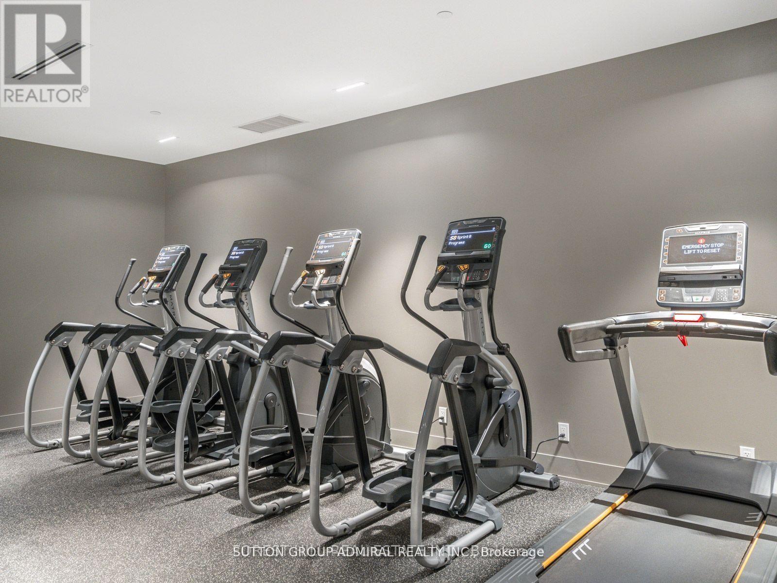 706 - 1787 St Clair Avenue W, Toronto, Ontario  M6N 0B7 - Photo 32 - W12430505