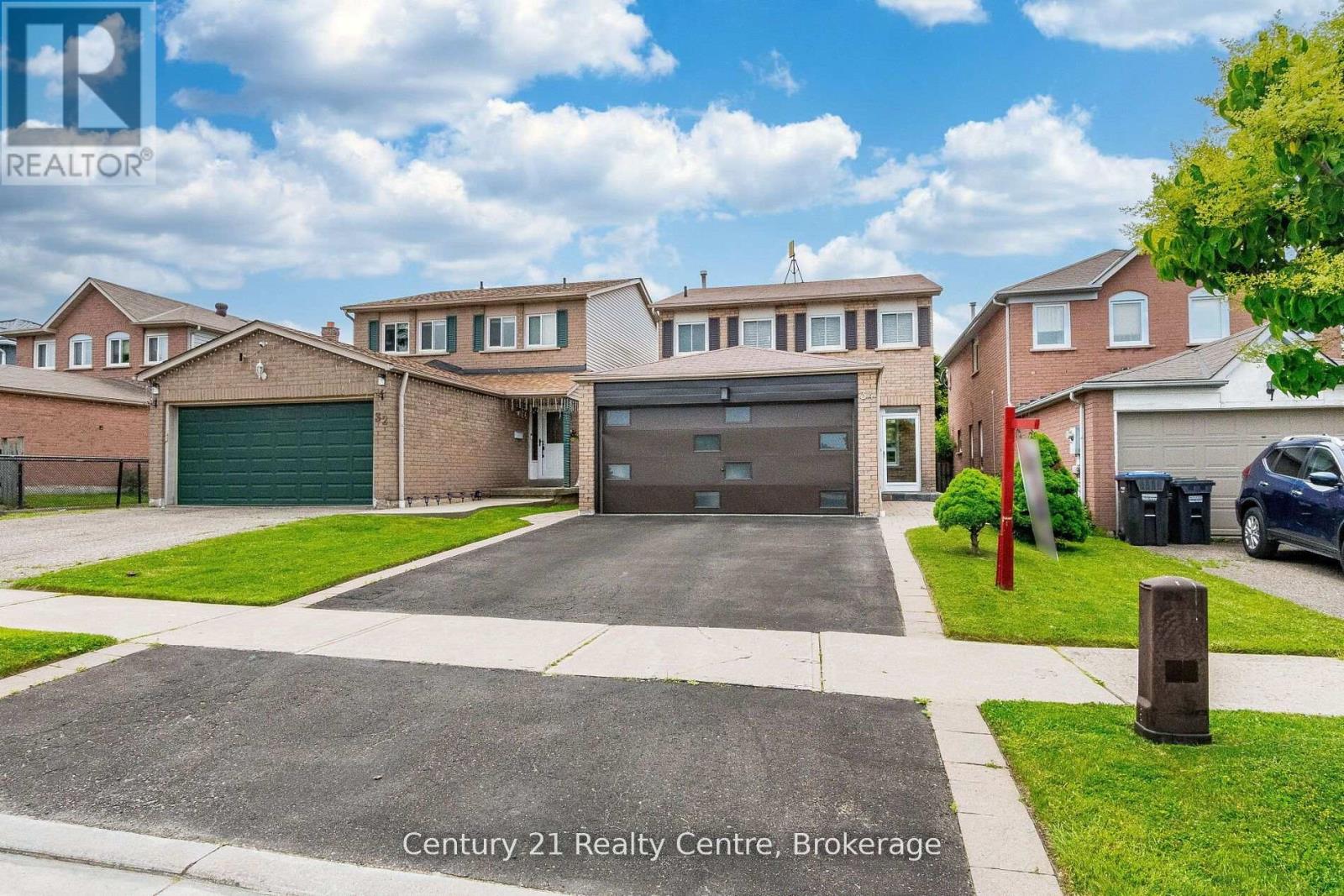 34 NIAGARA PLACE, Brampton, Ontario