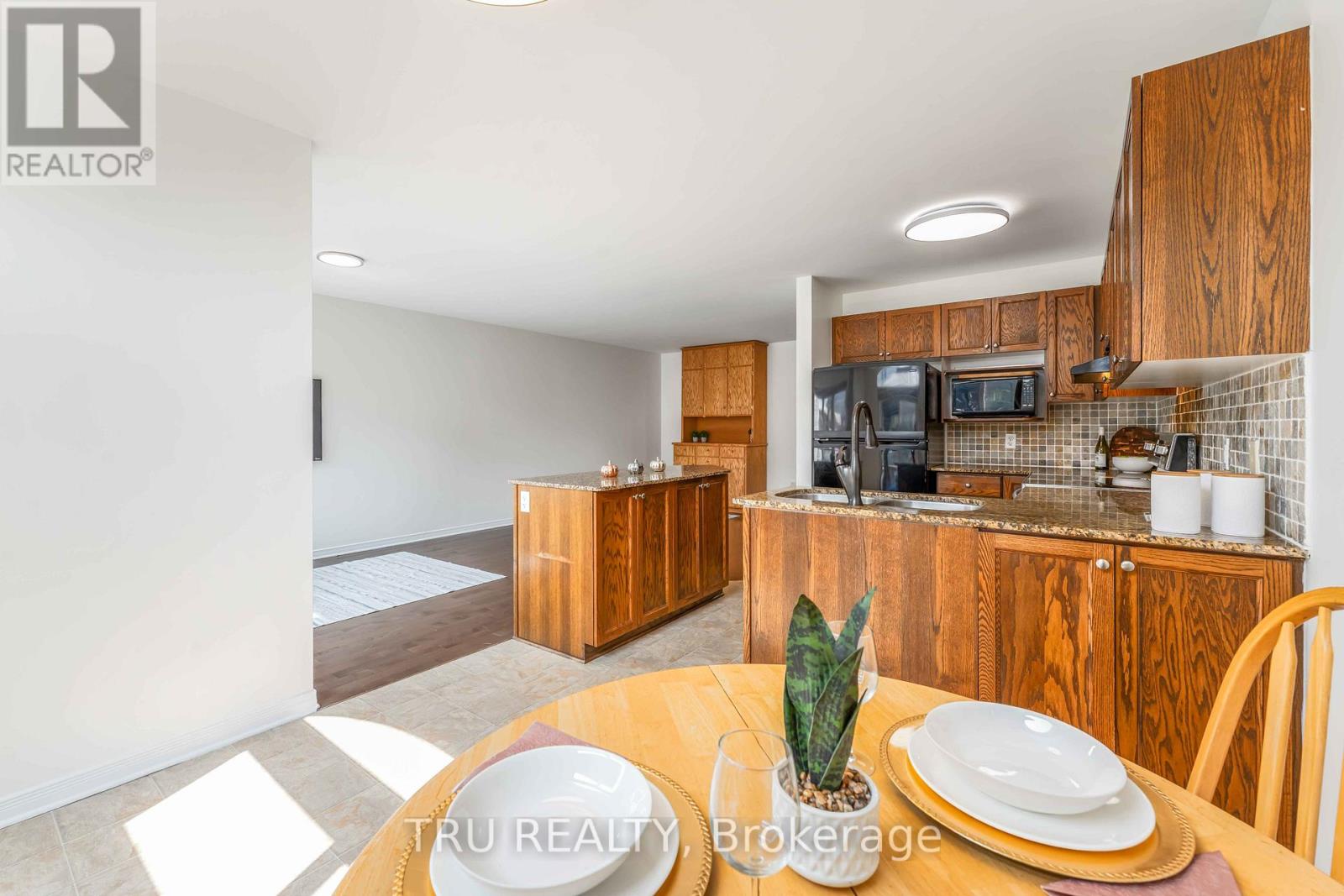 217 Sorento Street, Ottawa, Ontario  K2J 0B6 - Photo 10 - X12425799