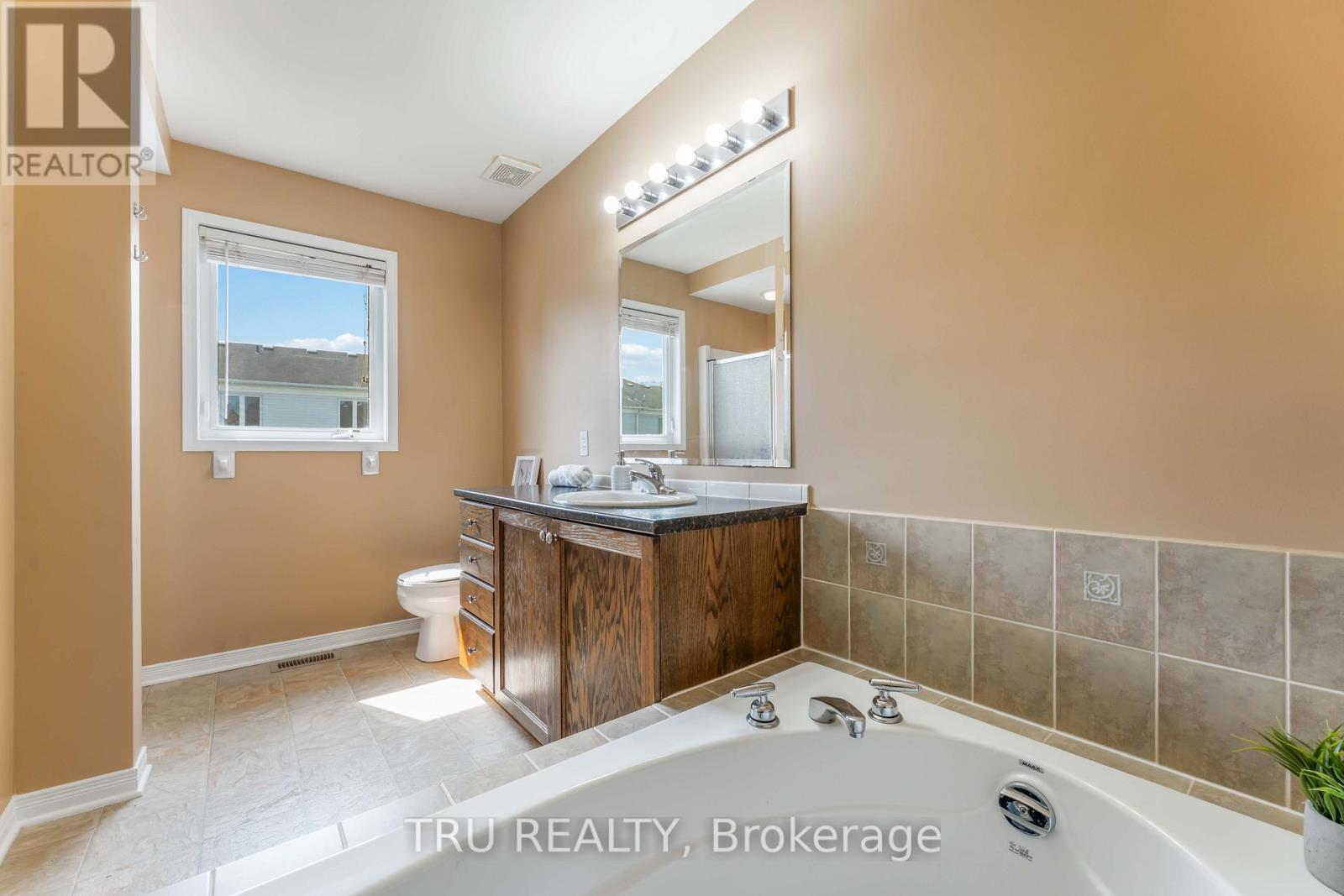 217 Sorento Street, Ottawa, Ontario  K2J 0B6 - Photo 21 - X12425799