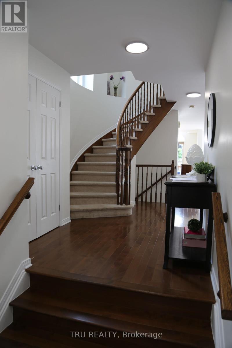 217 Sorento Street, Ottawa, Ontario  K2J 0B6 - Photo 3 - X12425799