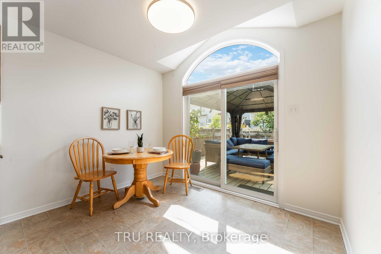 217 Sorento Street, Ottawa, Ontario  K2J 0B6 - Photo 9 - X12425799