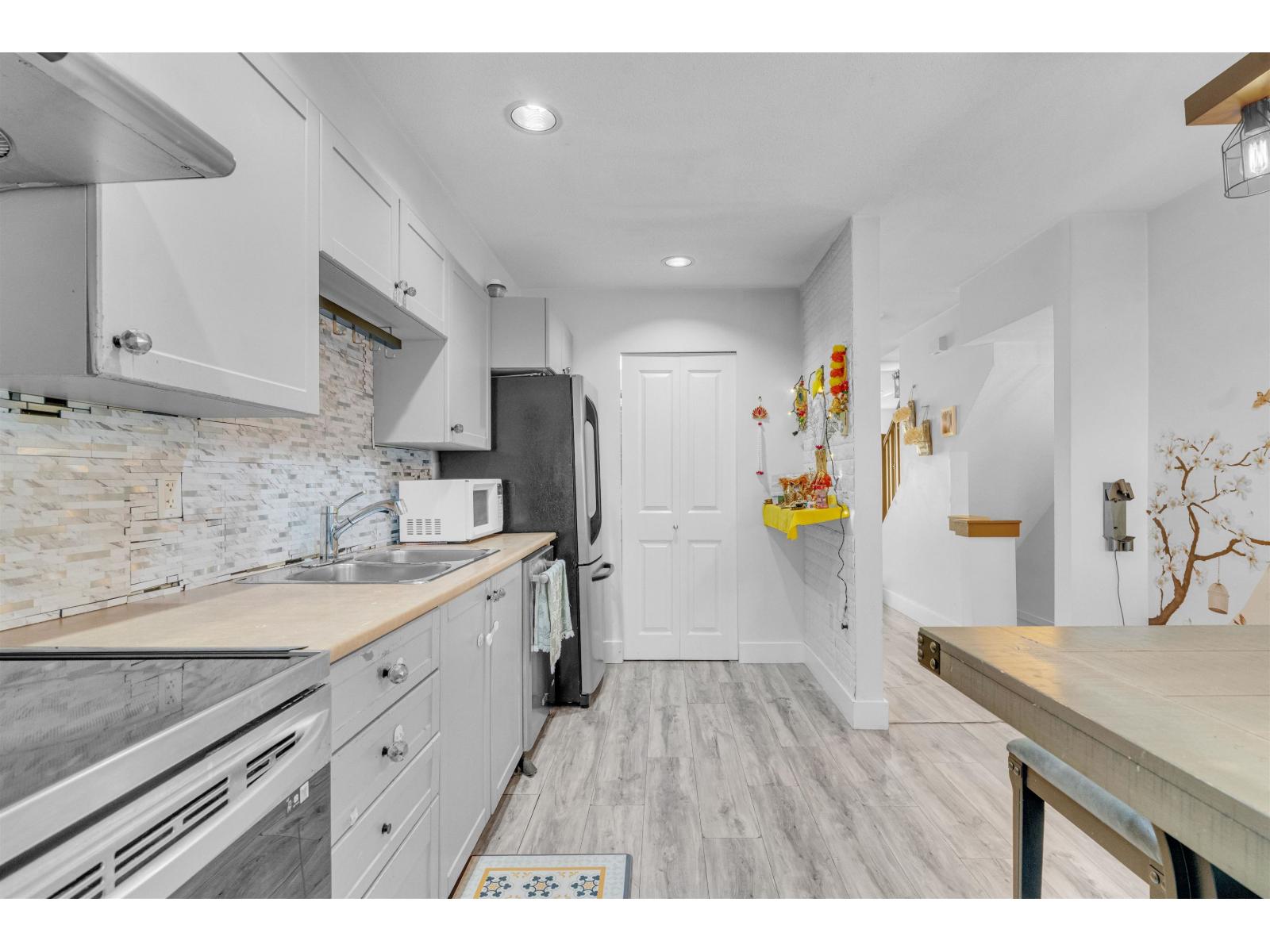 174 16177 83 Avenue, Surrey, British Columbia  V4N 5T3 - Photo 6 - R3052105
