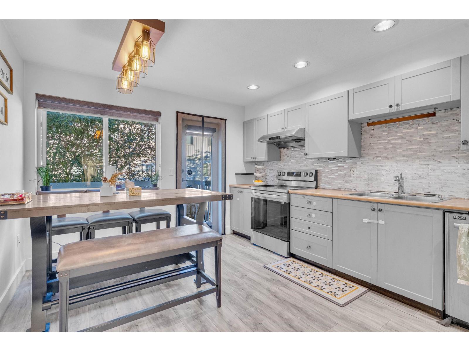 174 16177 83 Avenue, Surrey, British Columbia  V4N 5T3 - Photo 5 - R3052105
