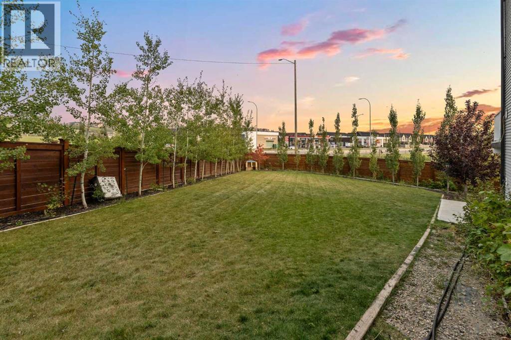 177 Sage Bluff Rise Nw, Calgary, Alberta  T3R 1W3 - Photo 3 - A2256506