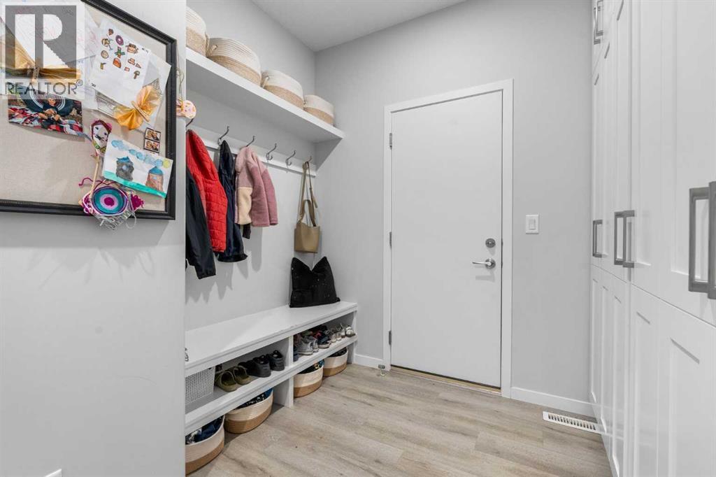 177 Sage Bluff Rise Nw, Calgary, Alberta  T3R 1W3 - Photo 32 - A2256506
