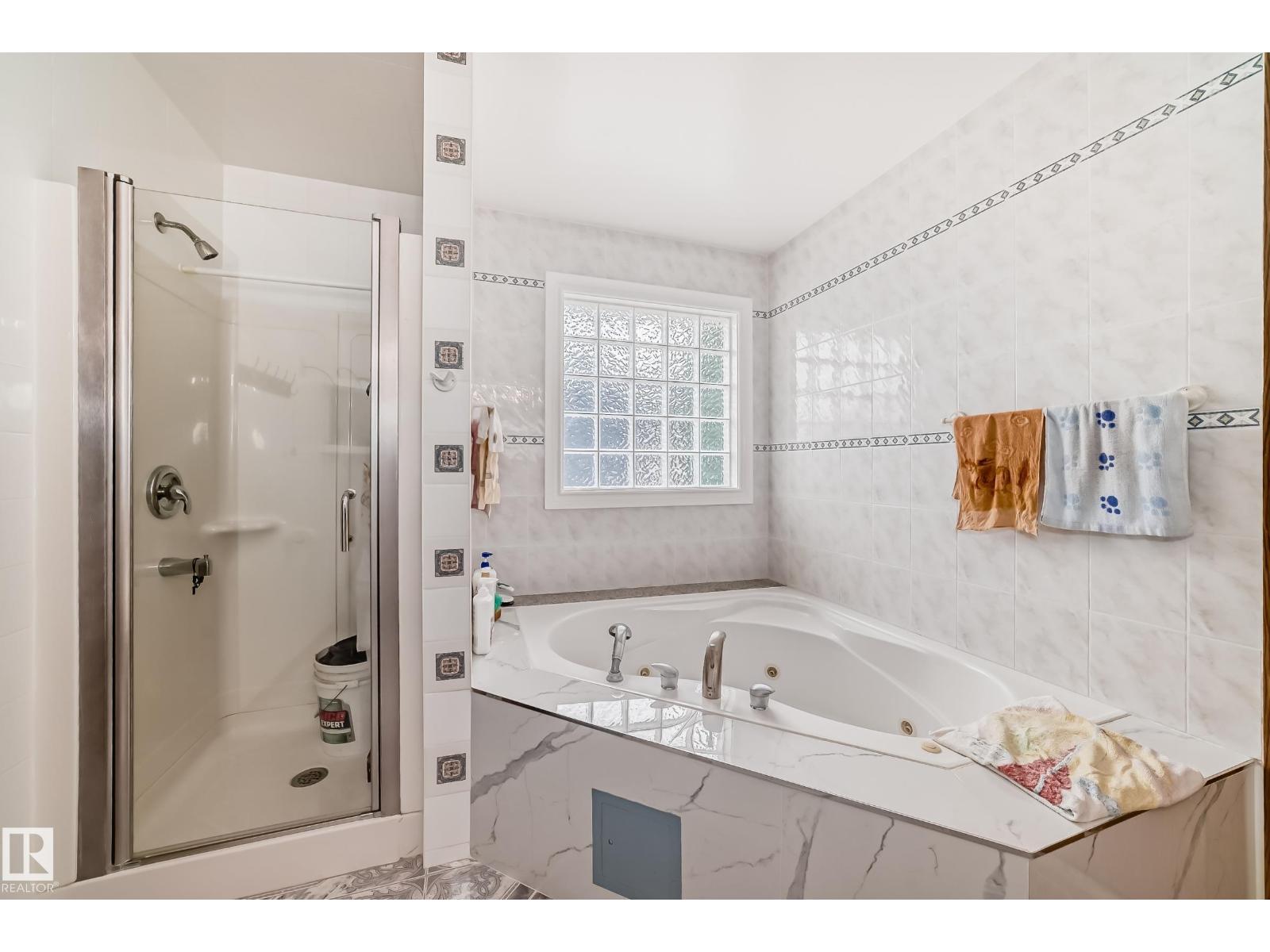9646 73 Av Nw, Edmonton, Alberta  T6E 1B2 - Photo 21 - E4438838