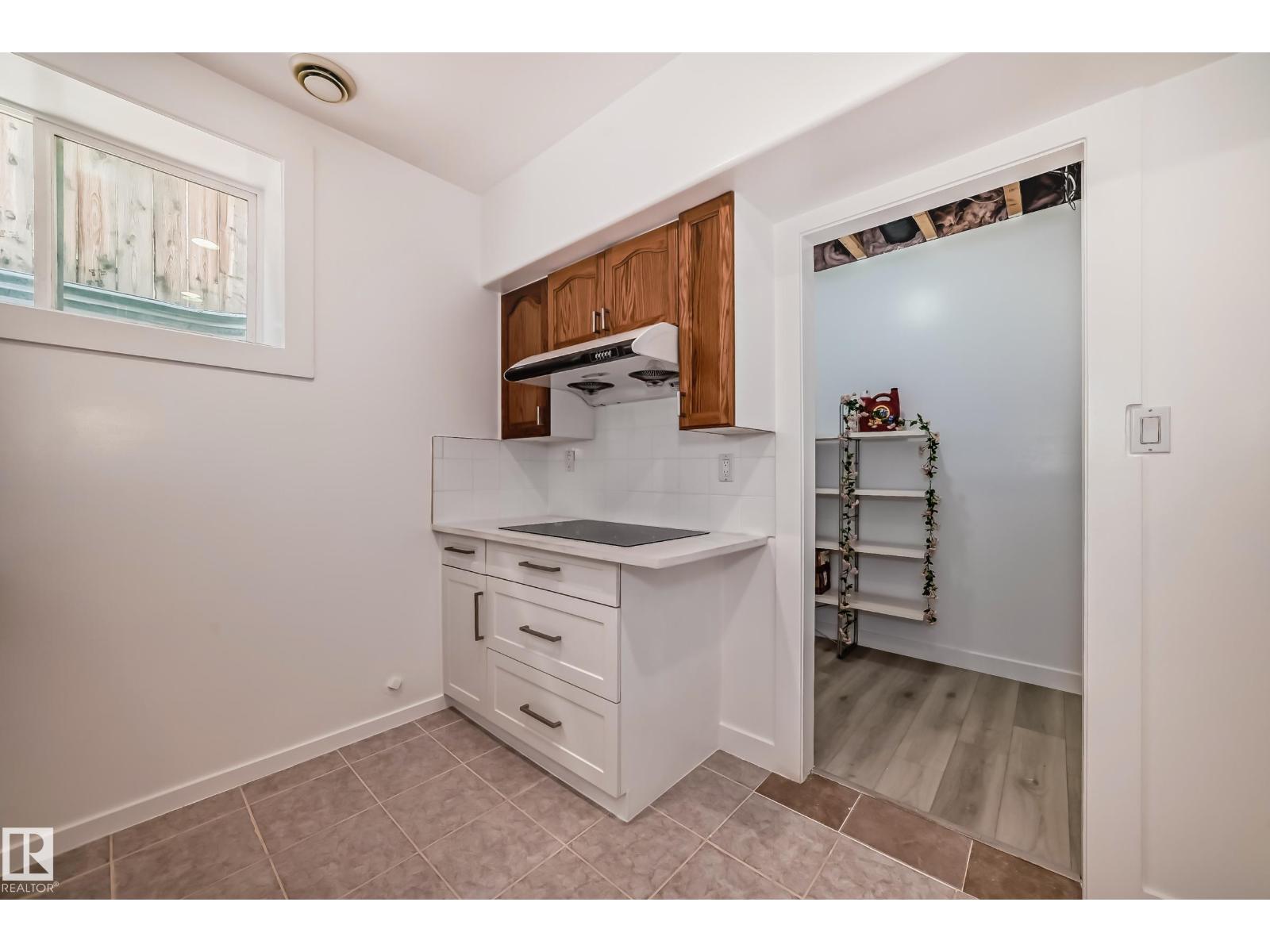 9646 73 Av Nw, Edmonton, Alberta  T6E 1B2 - Photo 37 - E4438838