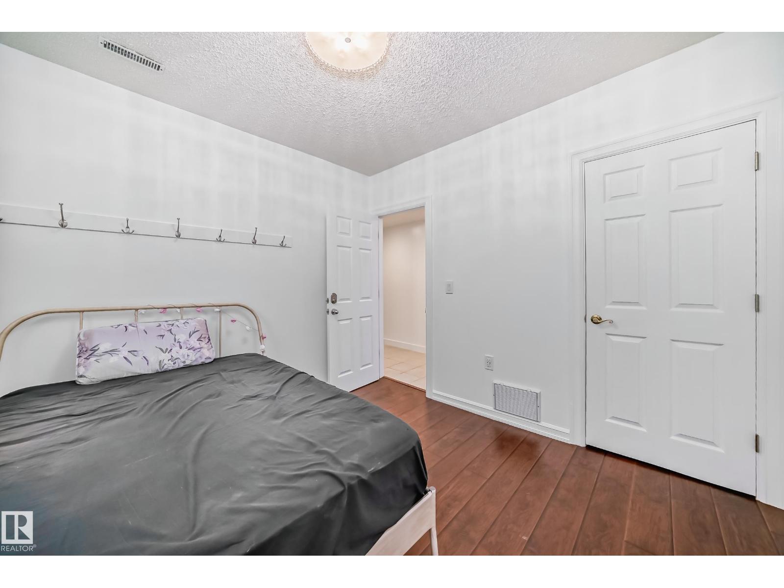 9646 73 Av Nw, Edmonton, Alberta  T6E 1B2 - Photo 32 - E4438838