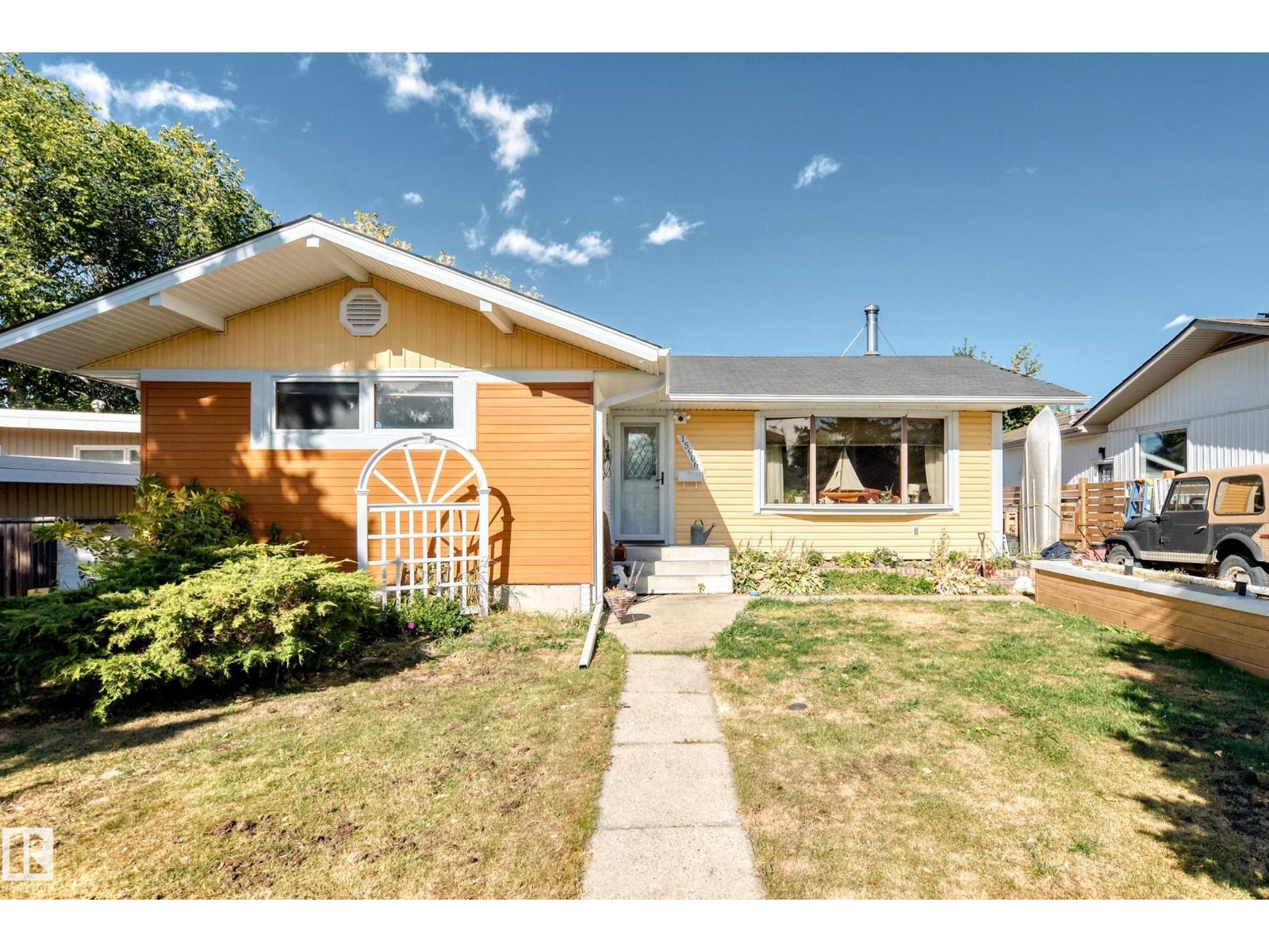 15906 92a Av Nw, Edmonton, Alberta  T5R 5C6 - Photo 4 - E4459842