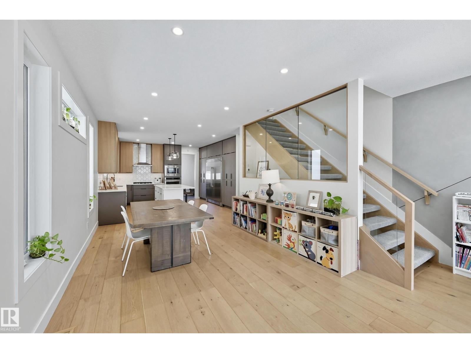 8806 85 Av Nw, Edmonton, Alberta  T6C 1G9 - Photo 5 - E4459844