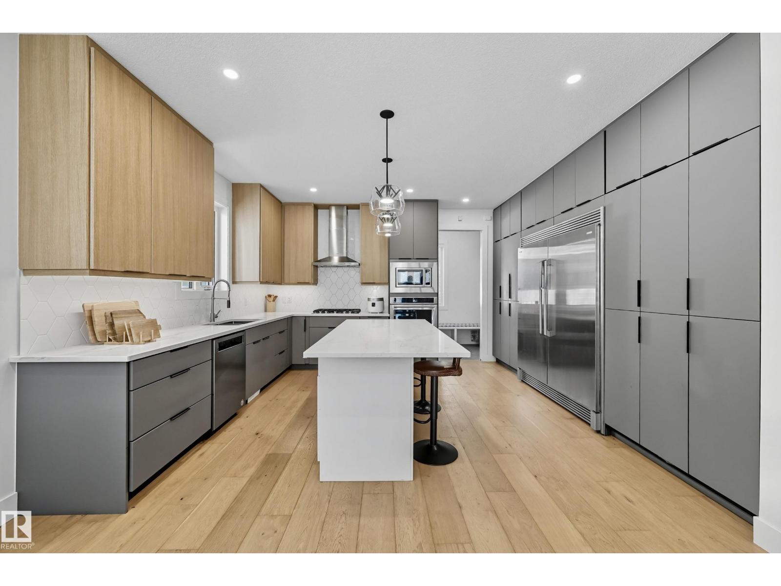 8806 85 Av Nw, Edmonton, Alberta  T6C 1G9 - Photo 9 - E4459844