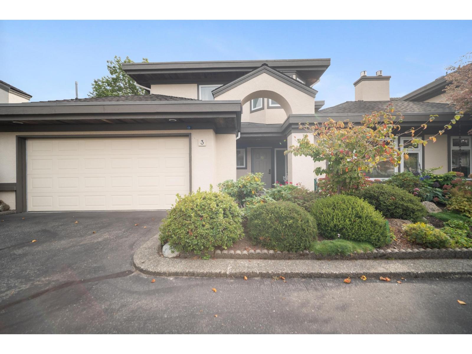 3 12969 17 AVENUE, Surrey, British Columbia