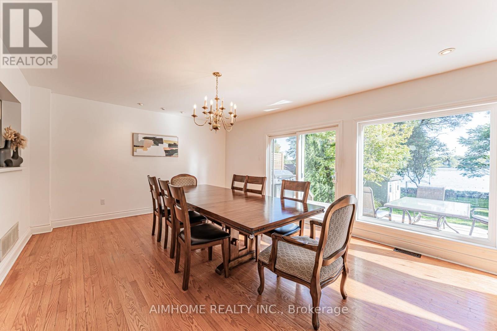 455 North Lake Road N, Richmond Hill, Ontario  L4E 3A6 - Photo 16 - N12409366