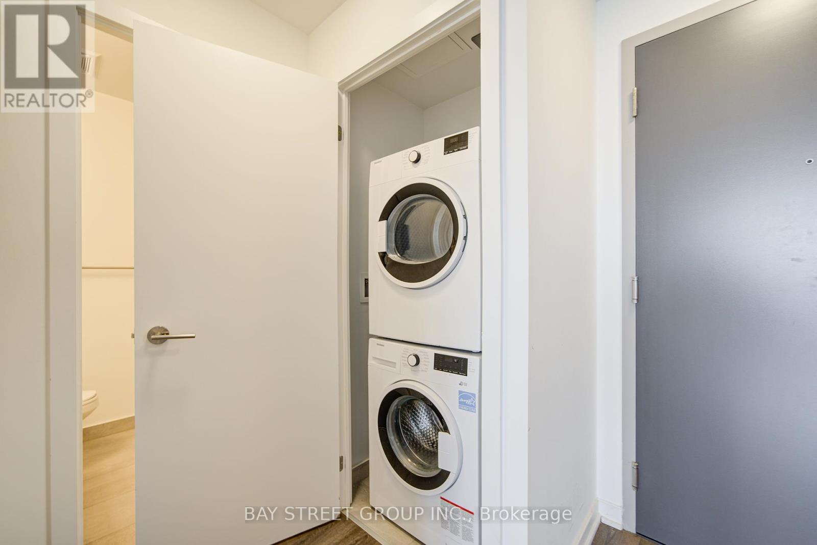 1009 - 38 Forest Manor Road, Toronto, Ontario  M2J 0H4 - Photo 20 - C12430532