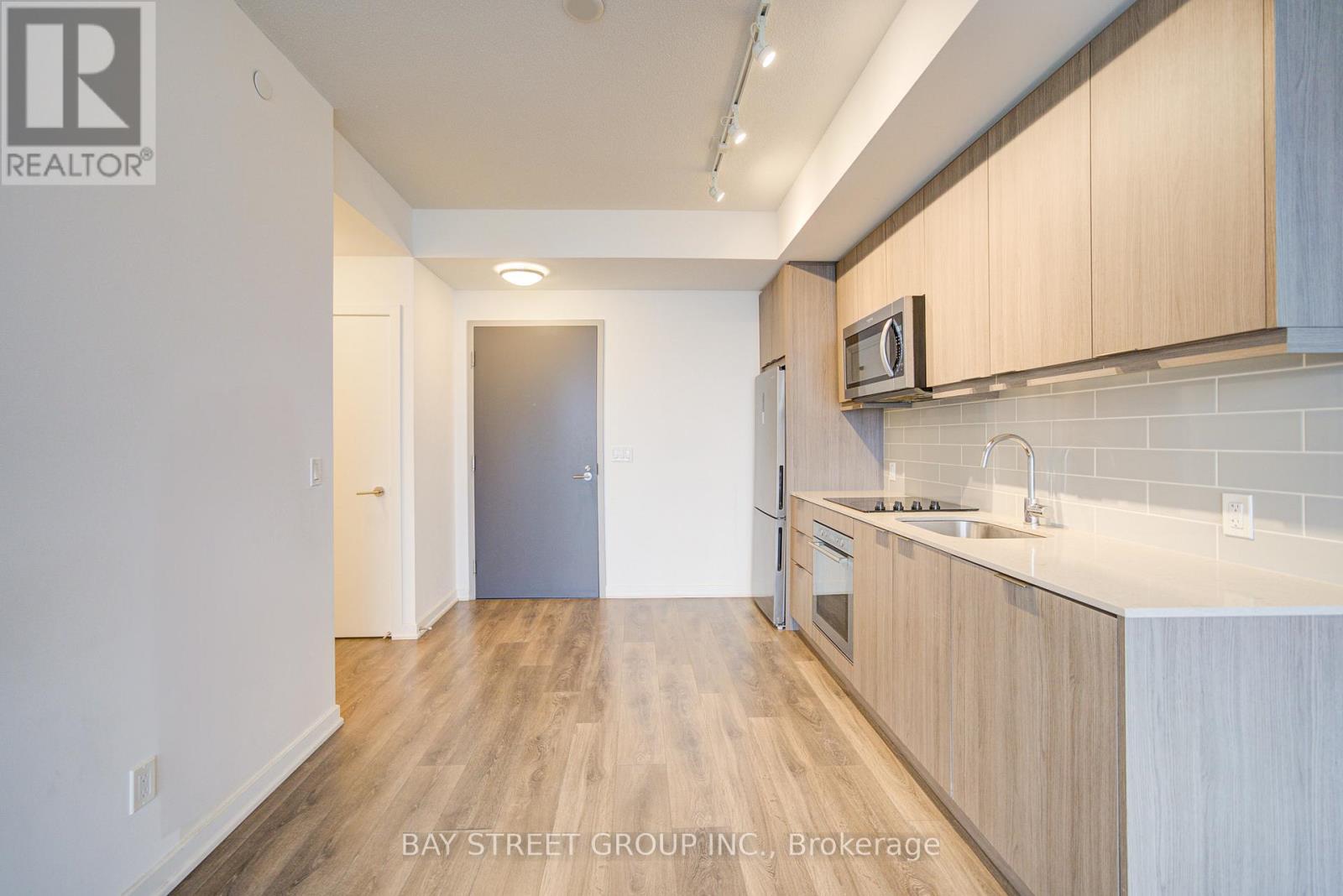 1009 - 38 Forest Manor Road, Toronto, Ontario  M2J 0H4 - Photo 6 - C12430532