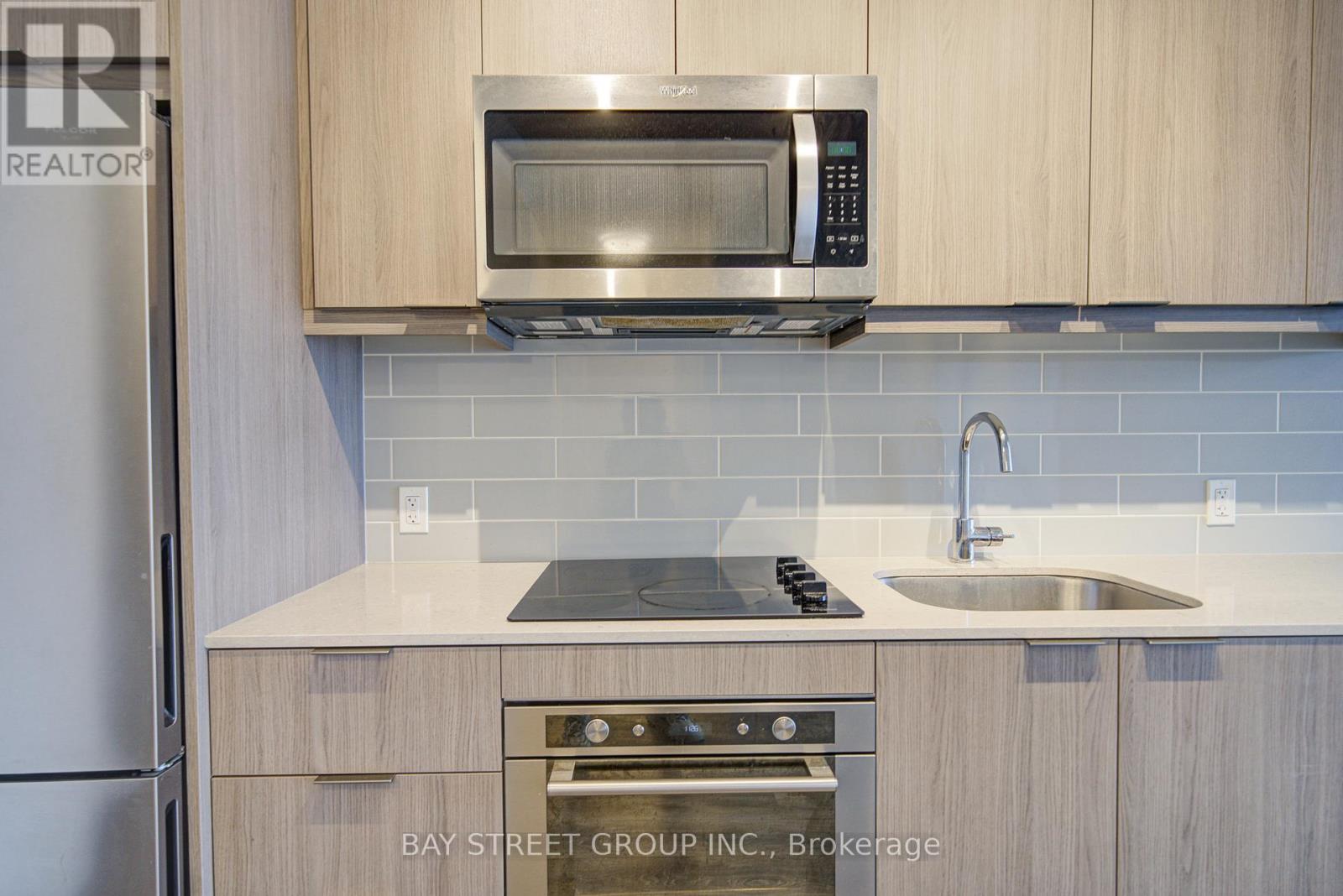 1009 - 38 Forest Manor Road, Toronto, Ontario  M2J 0H4 - Photo 8 - C12430532