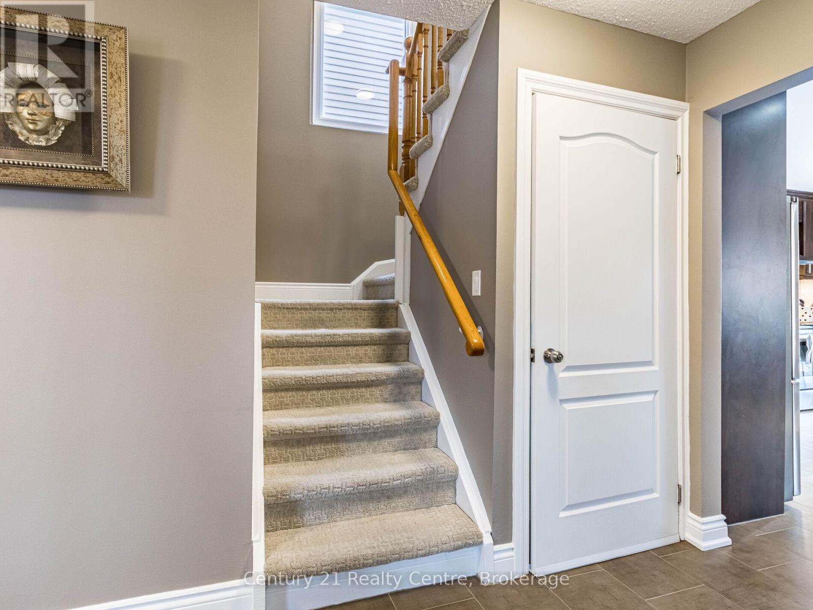 34 Niagara Place, Brampton, Ontario  L6S 4Z1 - Photo 15 - W12430508