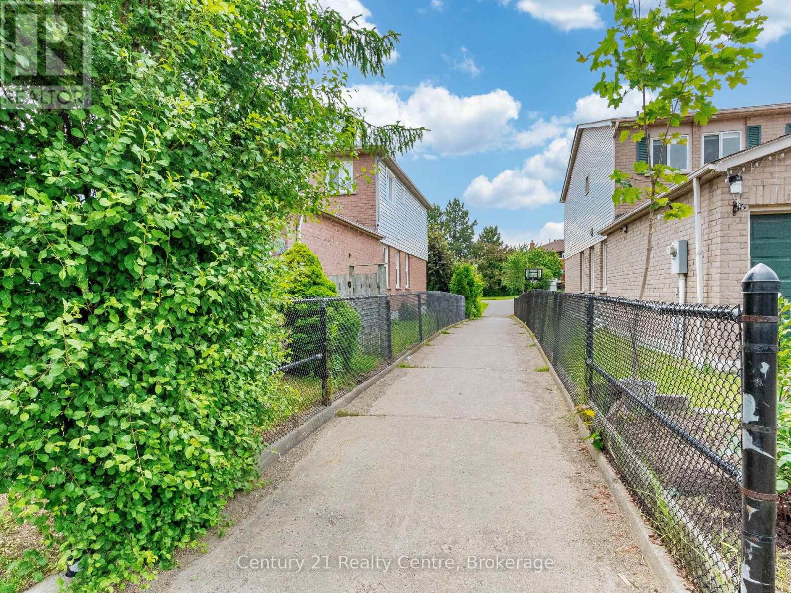 34 Niagara Place, Brampton, Ontario  L6S 4Z1 - Photo 49 - W12430508
