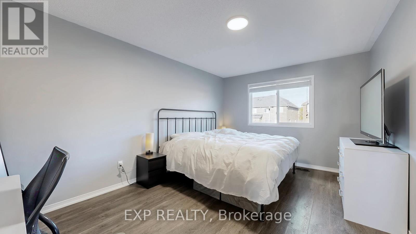 208 Lageer Drive, Whitchurch-Stouffville, Ontario  L4A 0X1 - Photo 16 - N12430517