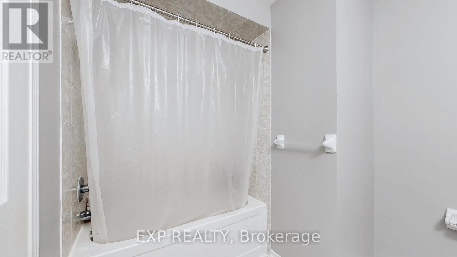 208 Lageer Drive, Whitchurch-Stouffville, Ontario  L4A 0X1 - Photo 30 - N12430517