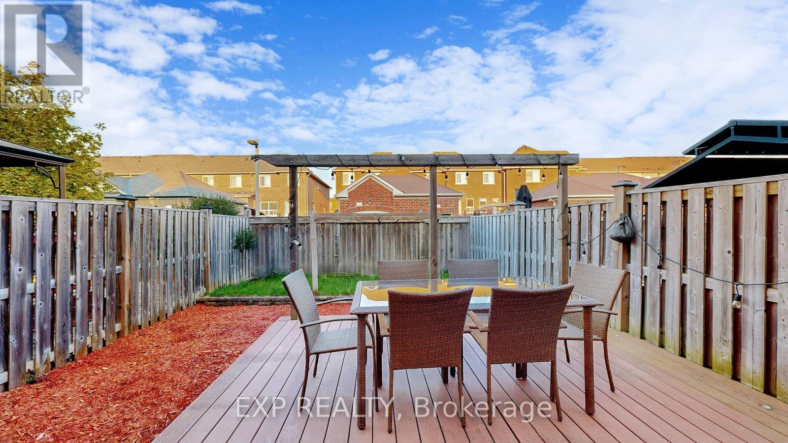 208 Lageer Drive, Whitchurch-Stouffville, Ontario  L4A 0X1 - Photo 36 - N12430517