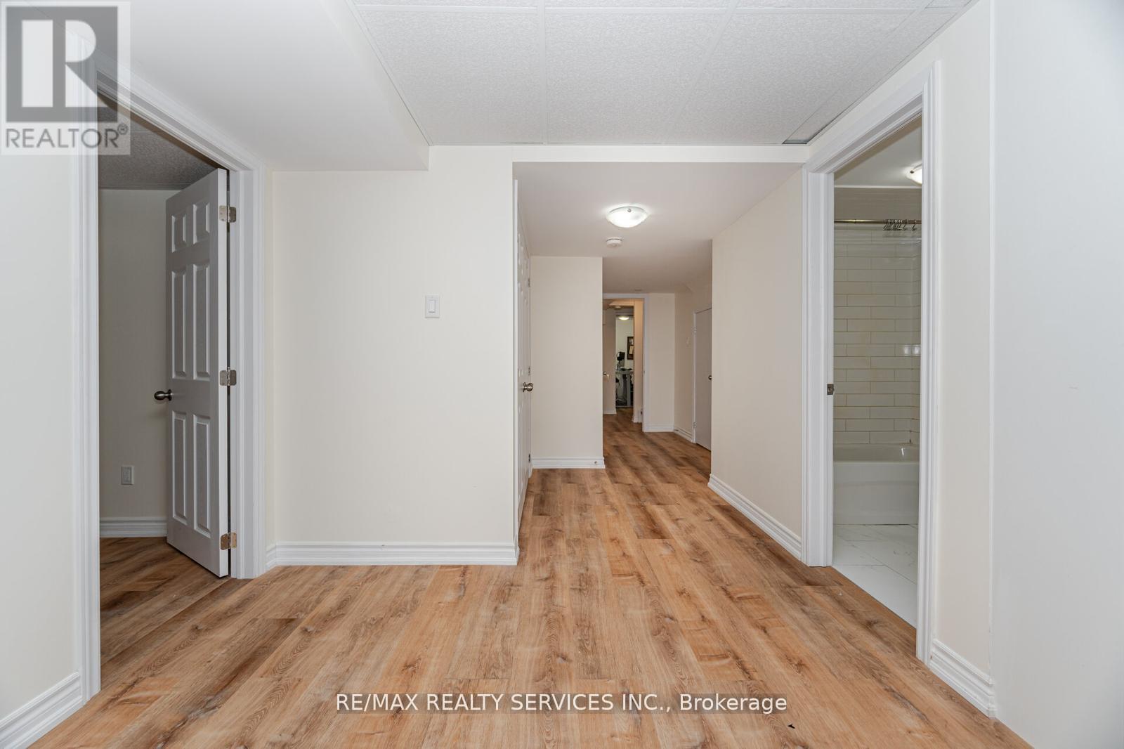 132 Meadow Vista Crescent, East Gwillimbury, Ontario  L9N 0T4 - Photo 29 - N12430535