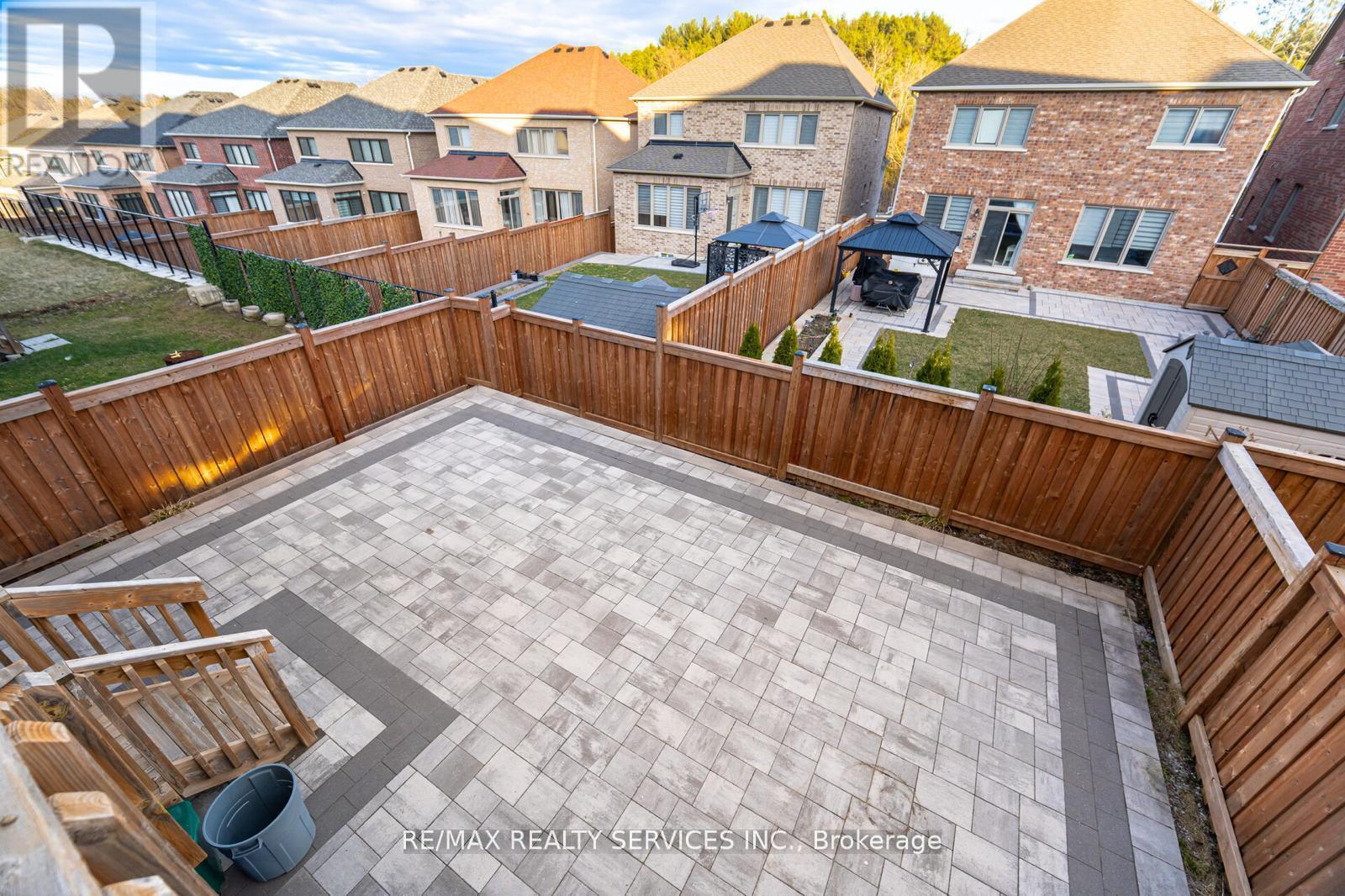 132 Meadow Vista Crescent, East Gwillimbury, Ontario  L9N 0T4 - Photo 40 - N12430535